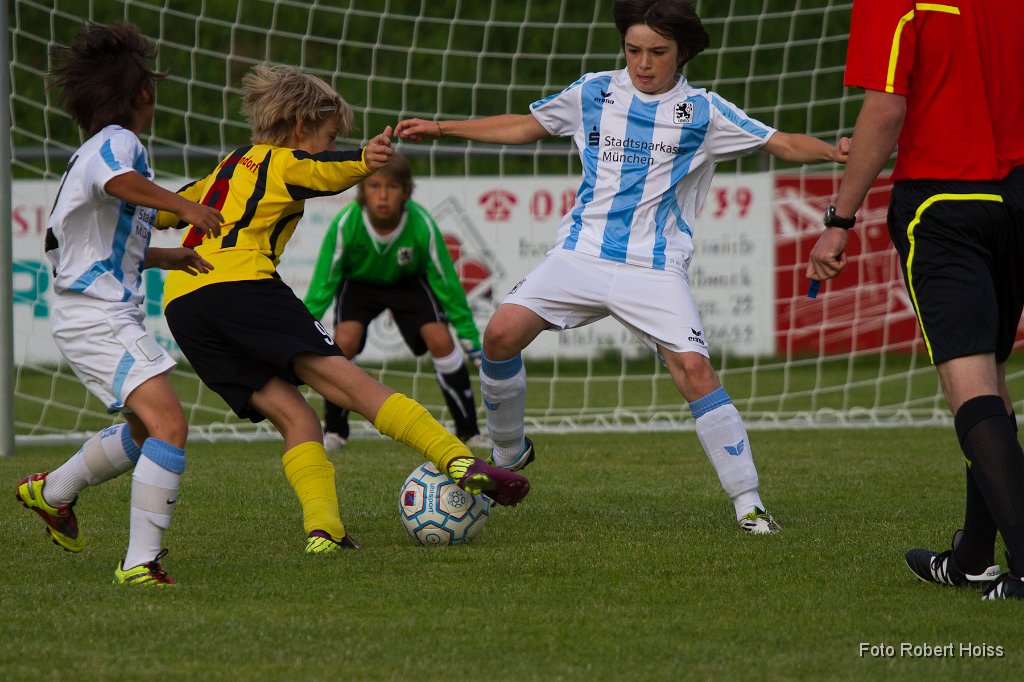 2011-06-30_Fussball_SVM-E1-1860_0032_RH.jpg