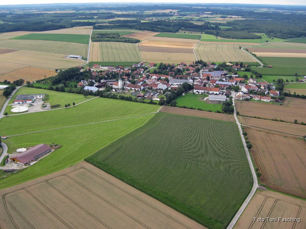 2011-07-18_131_Luftaufnahme_Luttenwang-Sued.jpg