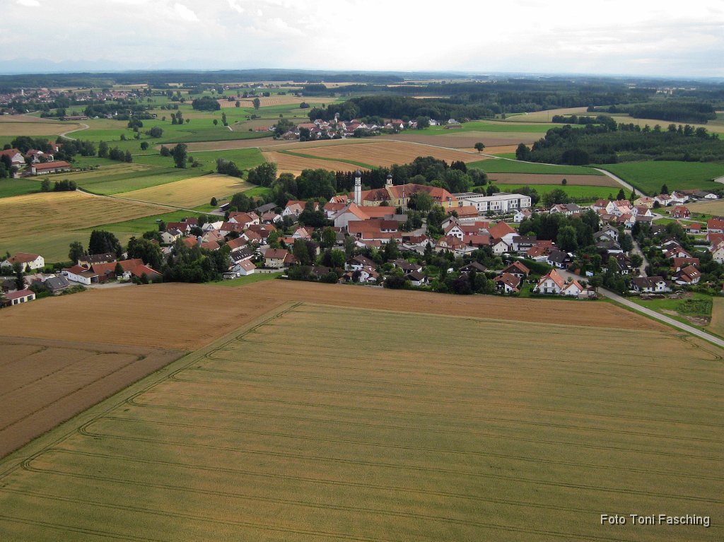 2011-07-18_140_Luftaufnahme_Grunertshofen.jpg