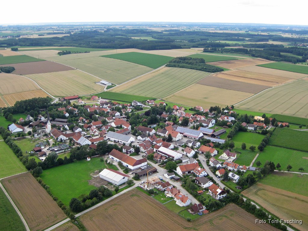 2011-07-18_189_Luftaufnahme_Luttenwang-Sued.jpg