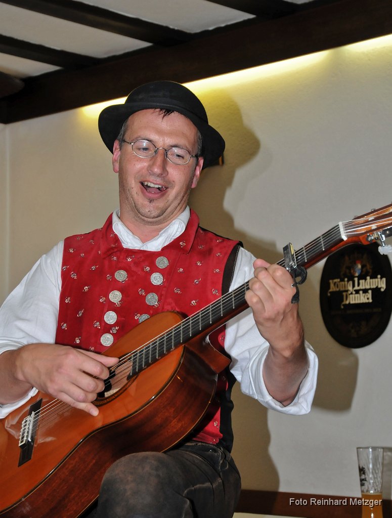 2011-10-10_09_Wirtshaussingen_RM.jpg