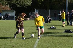 2011-11-22_20_Benefiz-Fussballspiel_Pfarrgemeinderat-Gemeinderat_KB