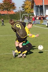 2011-11-22_30_Benefiz-Fussballspiel_Pfarrgemeinderat-Gemeinderat_KB