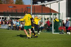 2011-10-22_045_Benefiz-Fussballspiel_Pfarrgemeinderaete_gegen_Gemeinderaete_MP