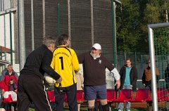 2011-10-22_061_Benefiz-Fussballspiel_Pfarrgemeinderaete_gegen_Gemeinderaete_MP