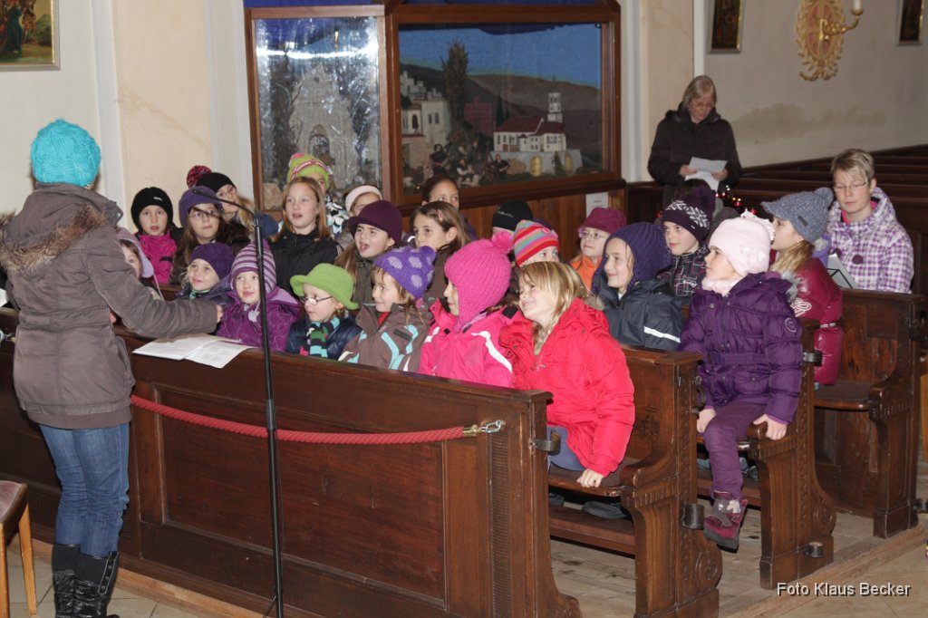 2011-12-22_003_Probe_der_Kinder-Christmette_KB.JPG