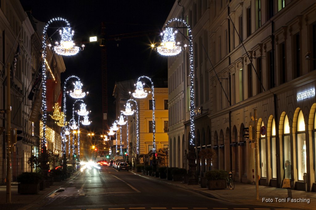 2011-12-15_01_Odeonsplatz_TF.JPG
