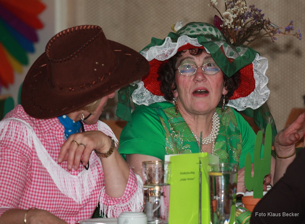 2012-02-08_015_Weiberfasching-Katholischer_Frauenbund_KB.jpg