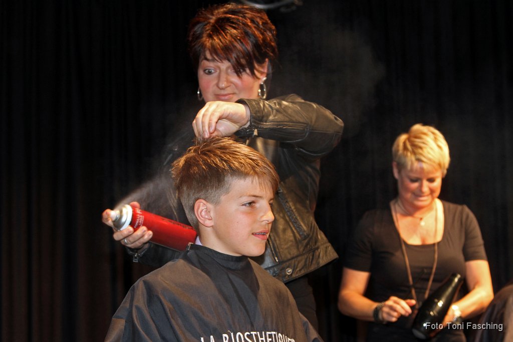 2012-03-24_041_Haarstudio-Wieser_Modenschau_TF.JPG