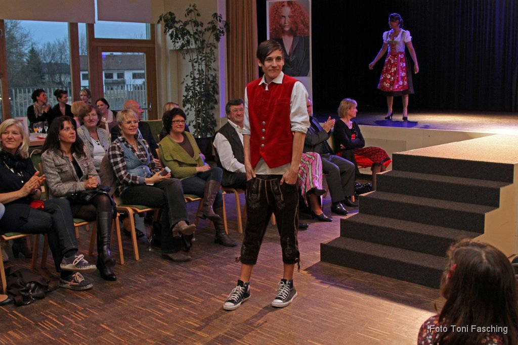 2012-03-24_094_Haarstudio-Wieser_Modenschau_TF.JPG