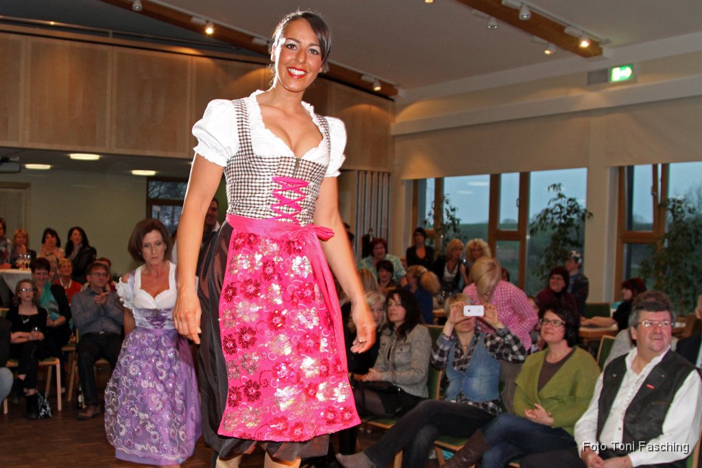 2012-03-24_097_Haarstudio-Wieser_Modenschau_TF.JPG