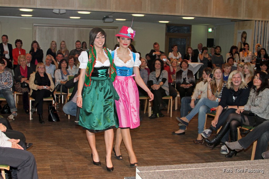 2012-03-24_119_Haarstudio-Wieser_Modenschau_TF.JPG