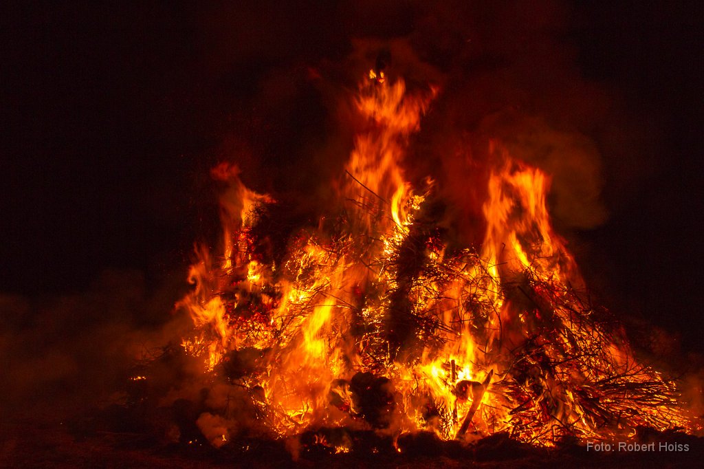 2012-04-07_15_Osterfeuer_0104_RH.jpg