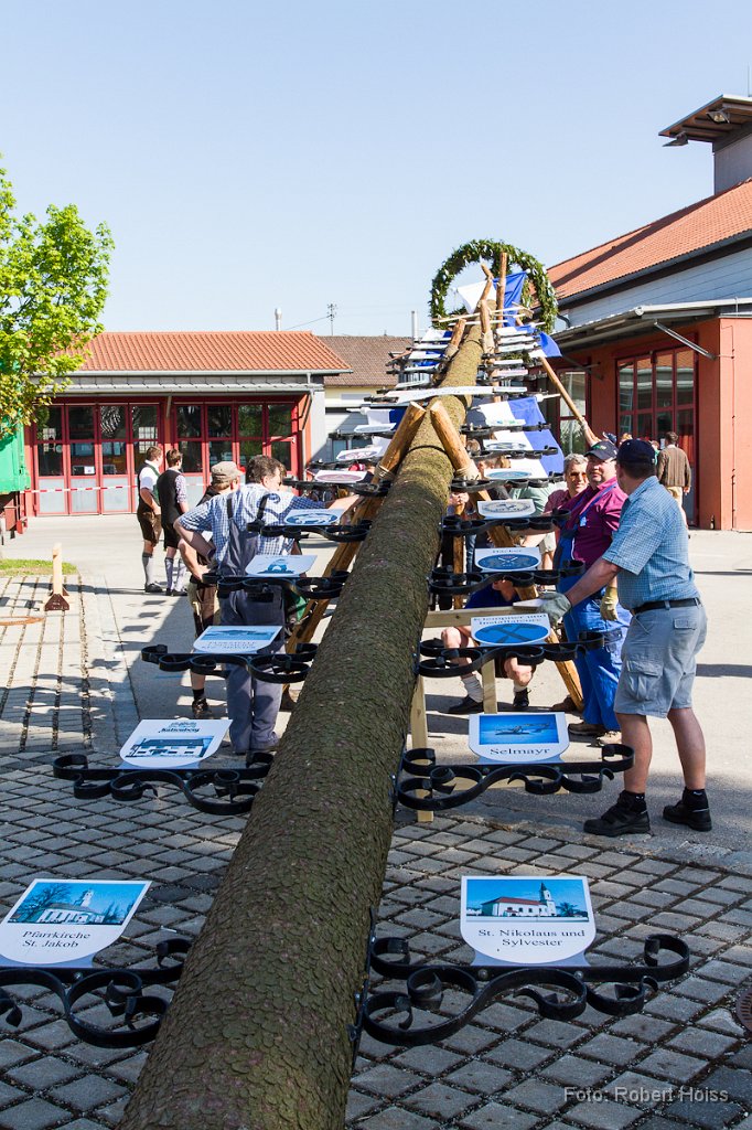 2012-05-01_13_Maibaum_1010_RH.jpg