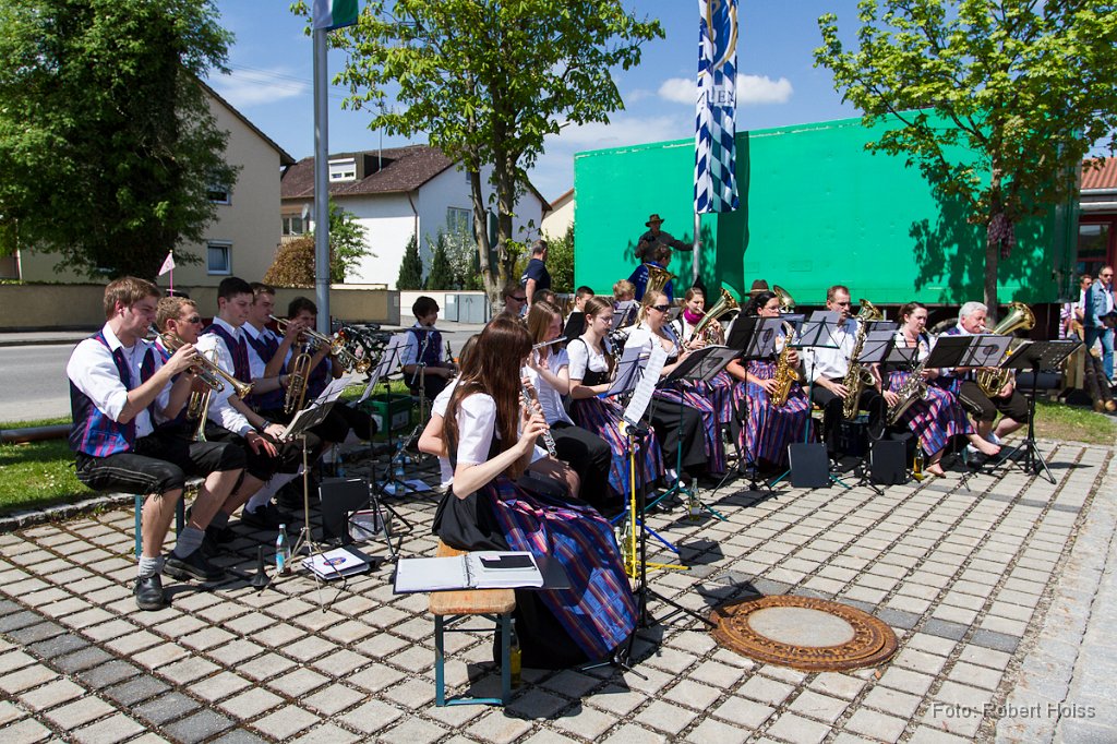 2012-05-01_71_Maibaum_1120_RH.jpg