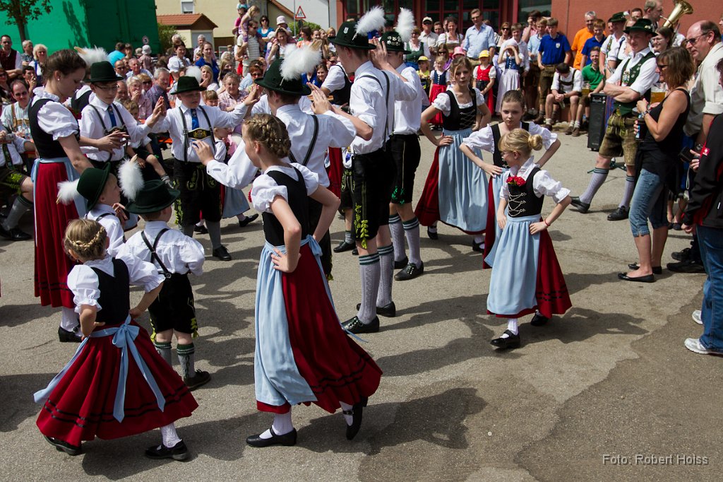 2012-05-01_94_Maibaum_1178_RH.jpg