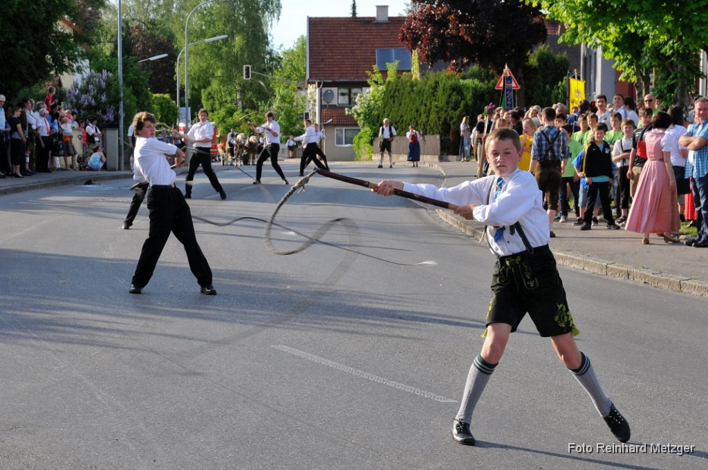 2012-05-11_05_Volksfesteinzug_RM.jpg