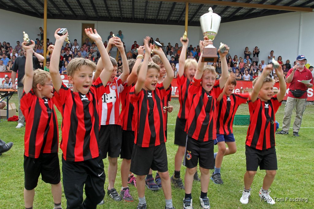 2012-05-28_209_45-Jugendpfingstturnier_Siegerehrung_F1-Moorenweis_TF.JPG