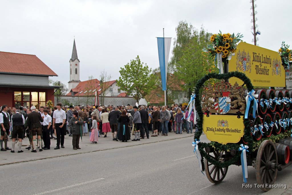 2013-05-03_12_Volksfesteinzug_TF.JPG