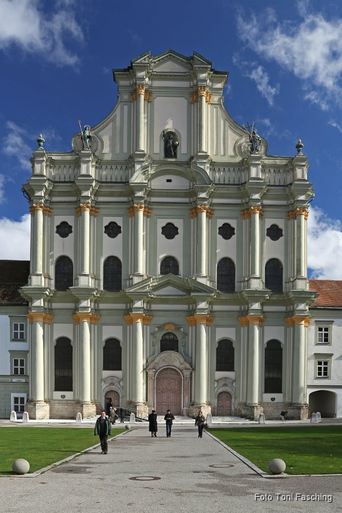 2013-10-13_04_Klosterkirche-FFB_TF.JPG