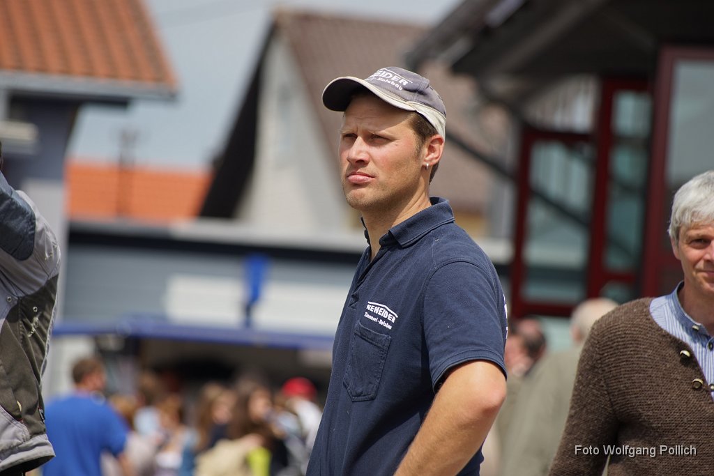 2014-05-01_063_Maibaum_Aufstellen_WP.JPG