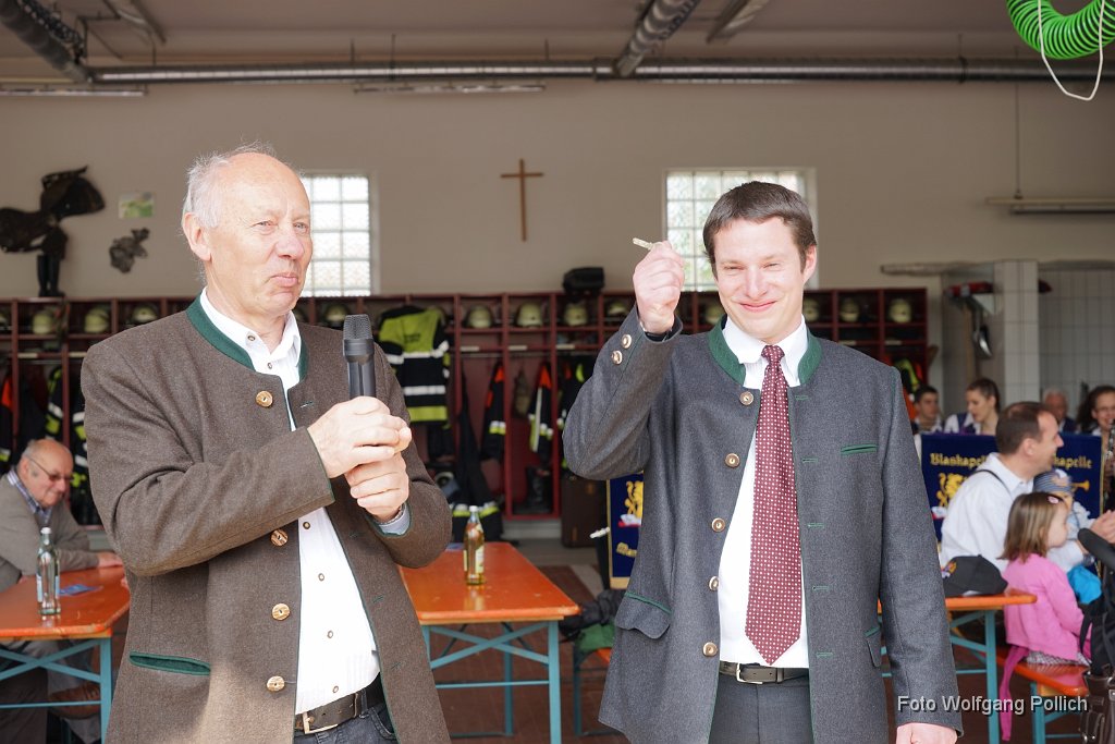 2014-05-01_072_Maibaum_Aufstellen_WP.JPG