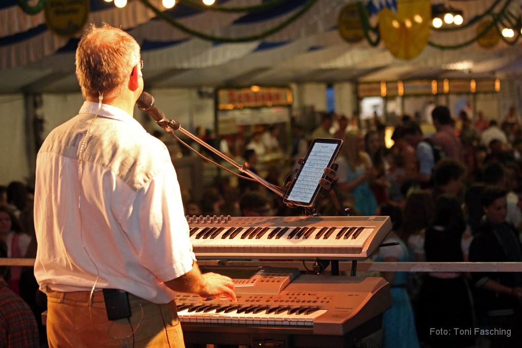 2014-05-28_14_Volksfest_Swingers_TF.JPG
