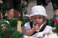 2014-06-01_010_Fahnenweihe_Umzug_MP