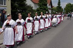 2014-06-01_016_Fahnenweihe_Umzug_MP