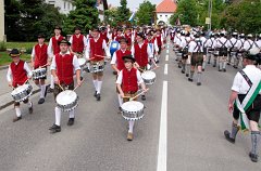 2014-06-01_066_Fahnenweihe_Umzug_MP