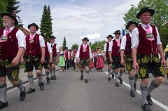 2014-06-01_097_Fahnenweihe_Umzug_MP