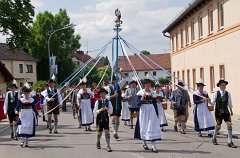 2014-06-01_103_Fahnenweihe_Umzug_MP