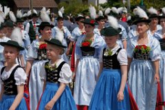 2014-06-01_007_Moasawinkler_Fahnenweihe_Festumzug_WP