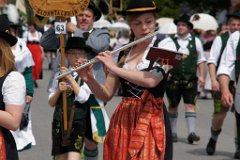 2014-06-01_052_Moasawinkler_Fahnenweihe_Festumzug_WP