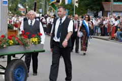 2014-06-01_070_Moasawinkler_Fahnenweihe_Festumzug_WP