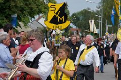 2014-06-01_074_Moasawinkler_Fahnenweihe_Festumzug_WP