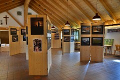 2014-07-25_11_Pfarrfest_Fotoausstellung_0881_TU