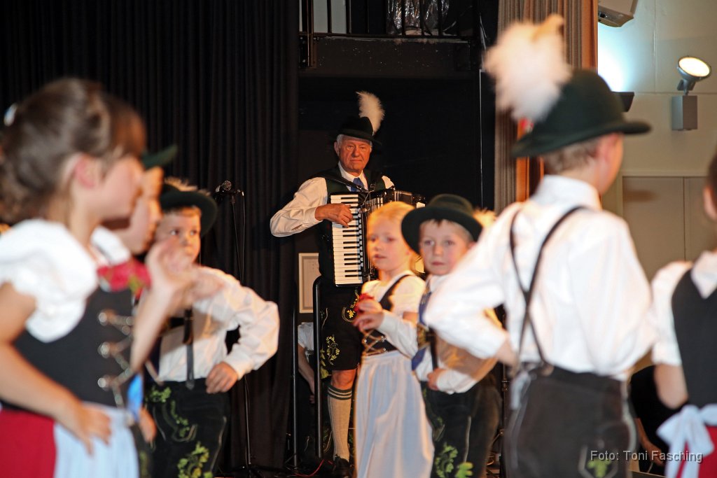 2014-11-22_034_Heimatabend_Moasawinkler_TF.JPG