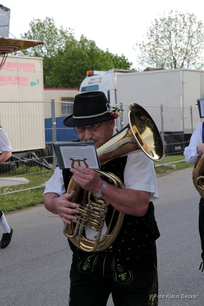 2015-05-08_005_Einzug_Volksfest_KB.jpg