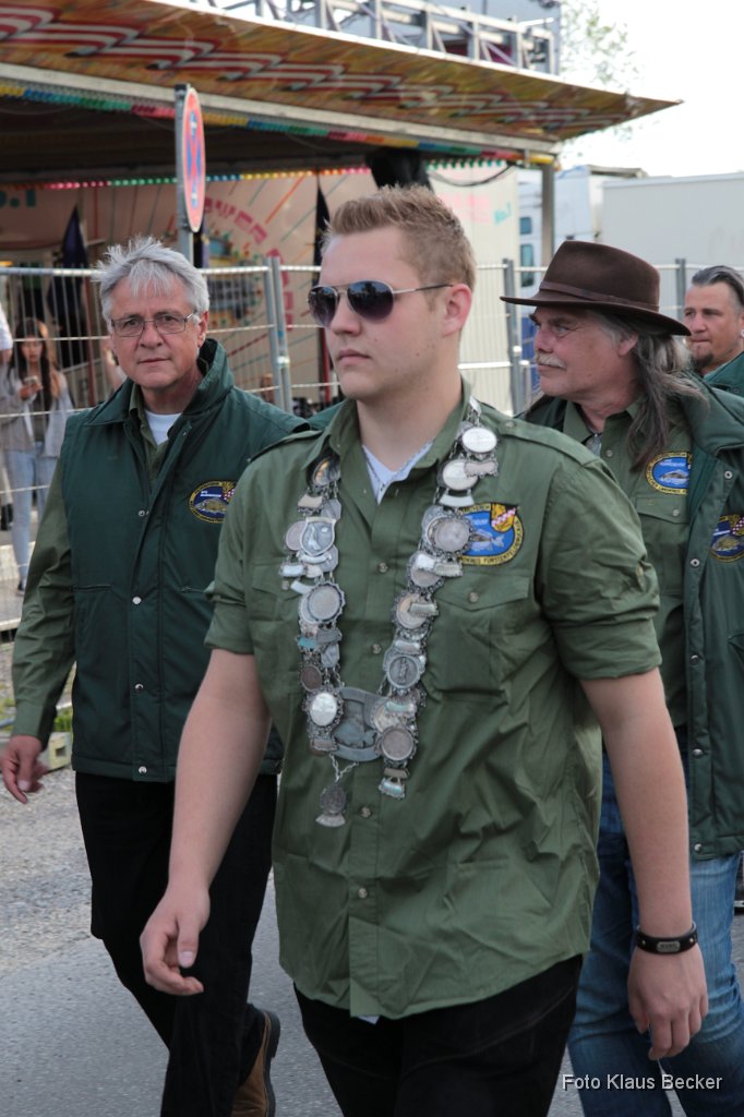 2015-05-08_010_Einzug_Volksfest_KB.jpg
