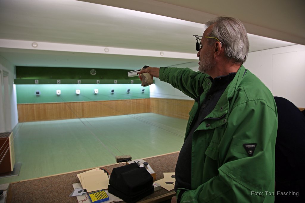2015-11-02_24_Gauschiessen-Luftpistole_Nannhofen_TF.JPG