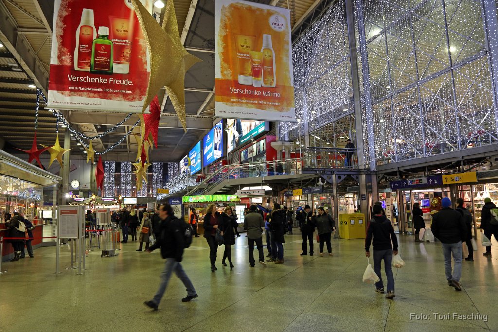 2015-12-01_18_Hauptbahnhof_TF.JPG