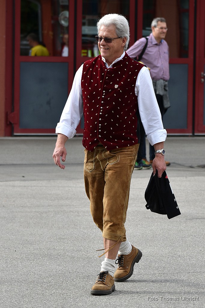 2016-06-03_004_Volksfest_Einzug_4229_1_TU.JPG