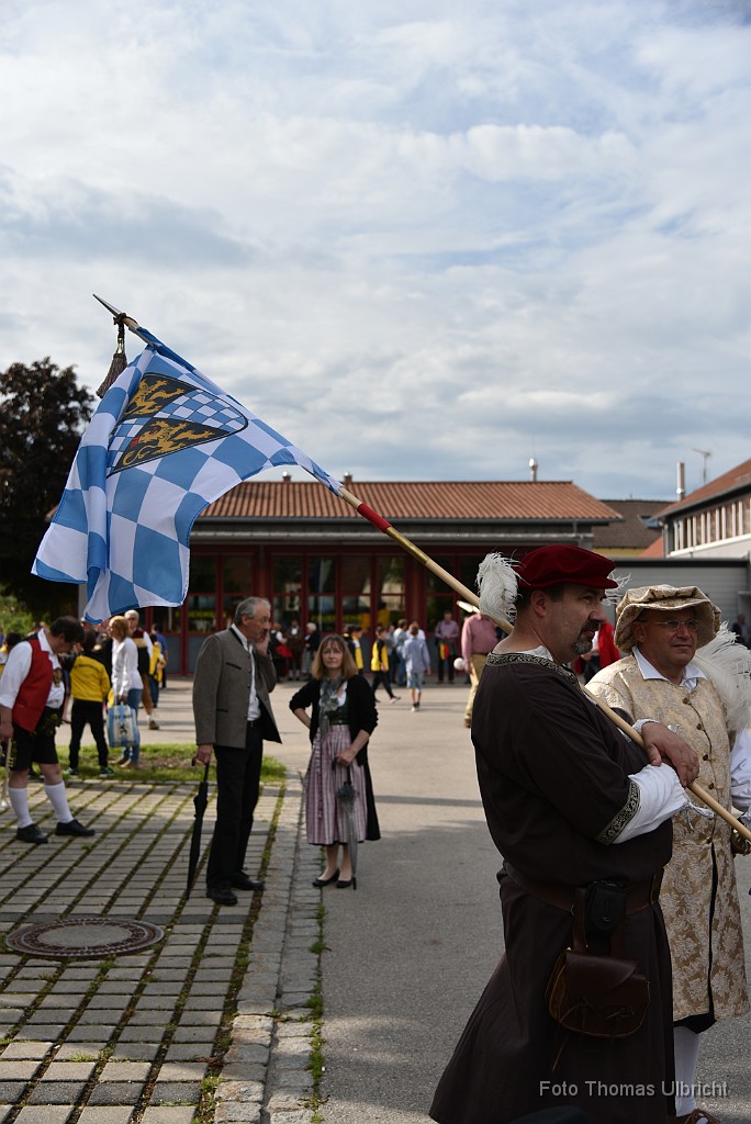 2016-06-03_013_Volksfest_Einzug_4242_TU.JPG