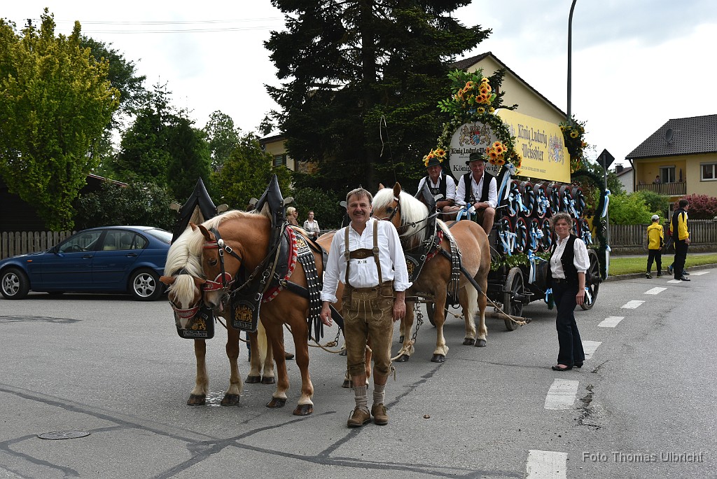 2016-06-03_030_Volksfest_Einzug_4272_1_TU.JPG