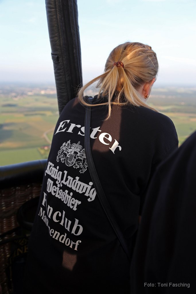 2016-06-10_076_Volksfest_10-Jahre-Weissbierfanclub_Ballon_TF.JPG