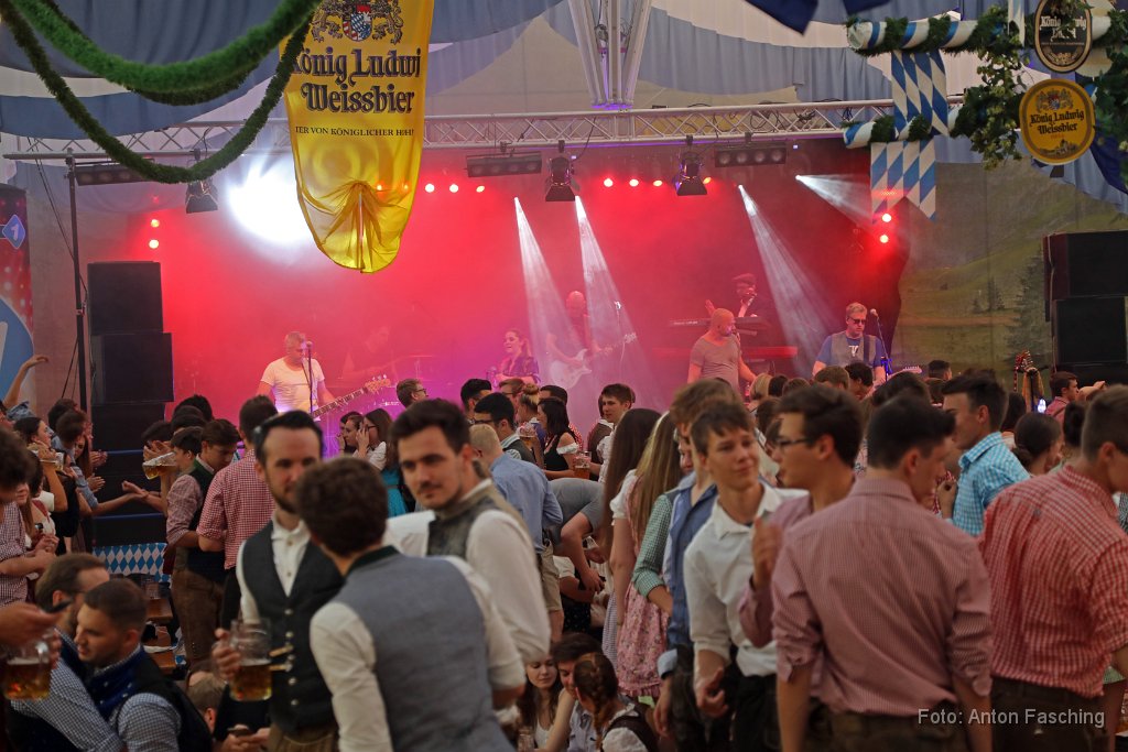 2018-06-16_35_Volksfest_Bayern-1-Band_TF.JPG