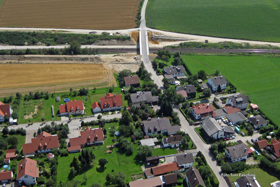 2009-08-07_016_Luftaufnahmen_Hattenhofen_Ost
