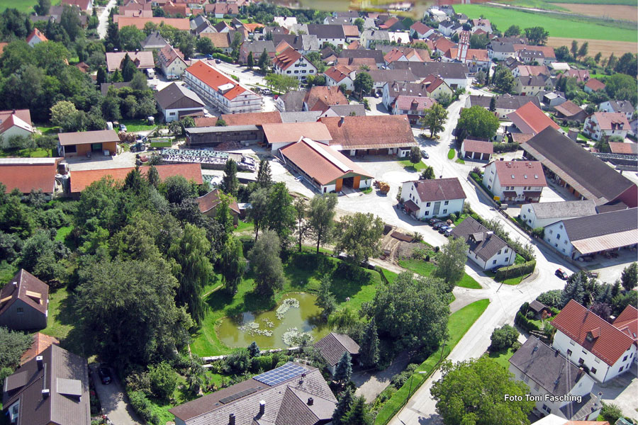 2009-08-07_020_Luftaufnahmen_Hattenhofen_Ost