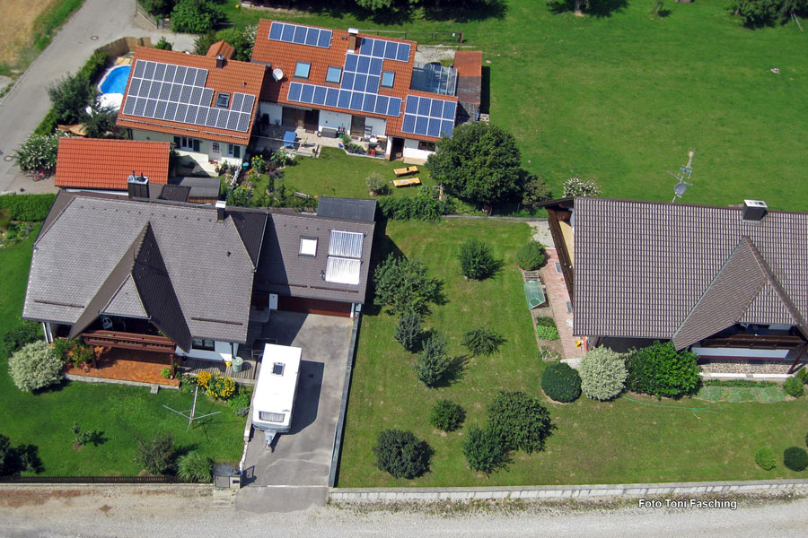 2009-08-07_034_Luftaufnahmen_Hattenhofen_West